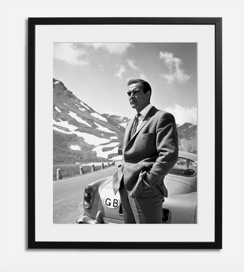 Limited Edition Iconic Photo Connery in Goldfinger