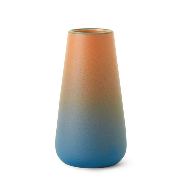 heath ceramics cone vase on leo edit
