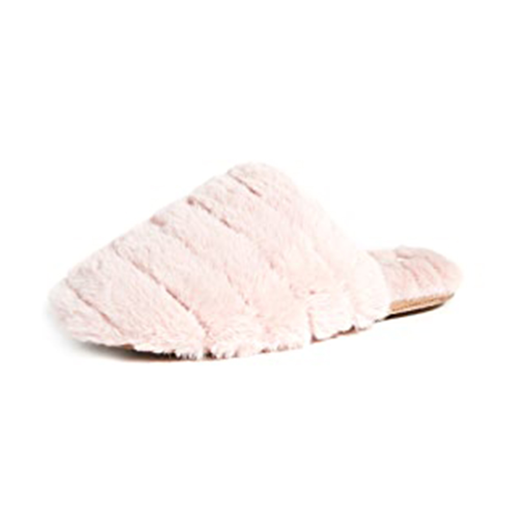 madewell slippers on LEO edit