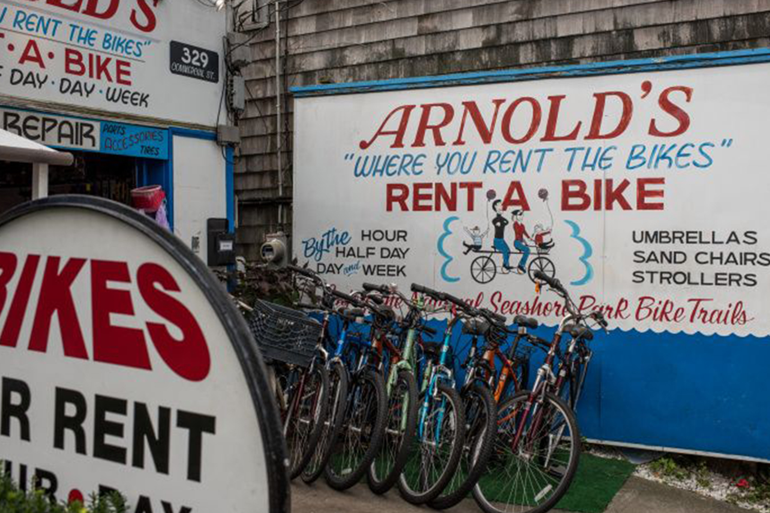 arnold's bike shop on LEO edit.