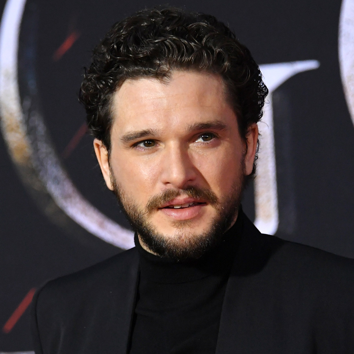 Your New Winter Skincare Routine from Kit Harington's Groomer - Leo Edit